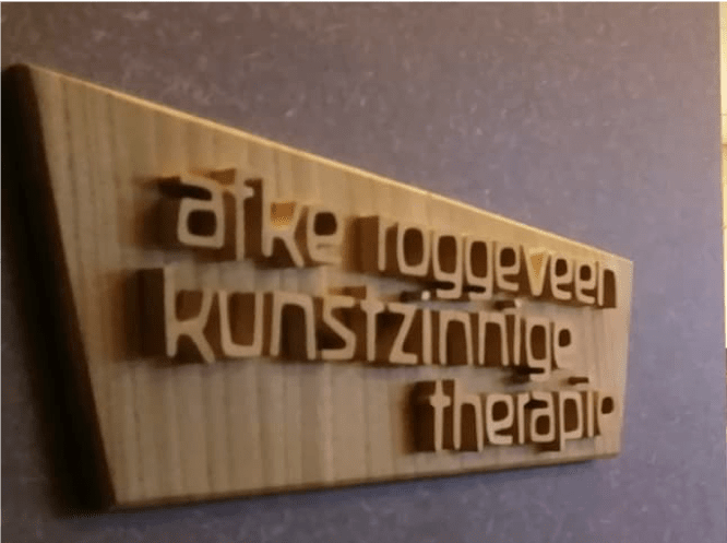 Naambordje Afke Roggeveen kunstzinnige therapie